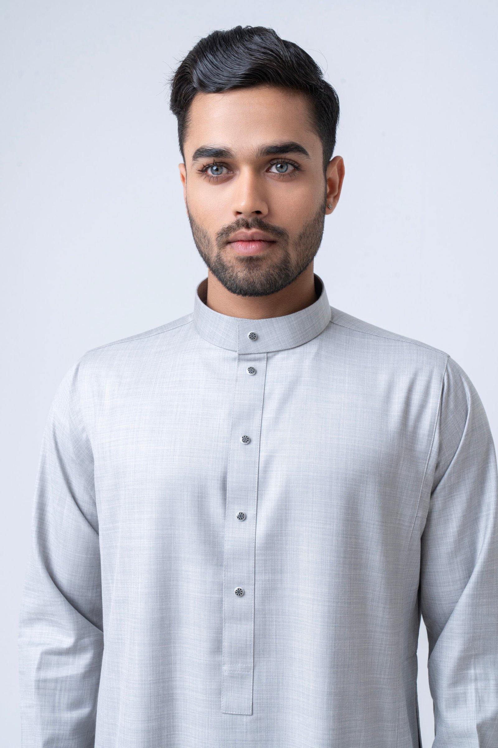 Premium Suiting Thobe / Jubba - Image 4