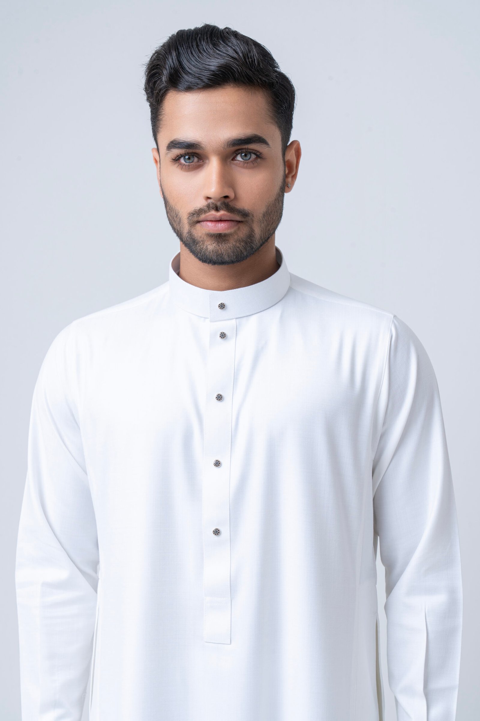 Premium Suiting Thobe / Jubba - Image 4