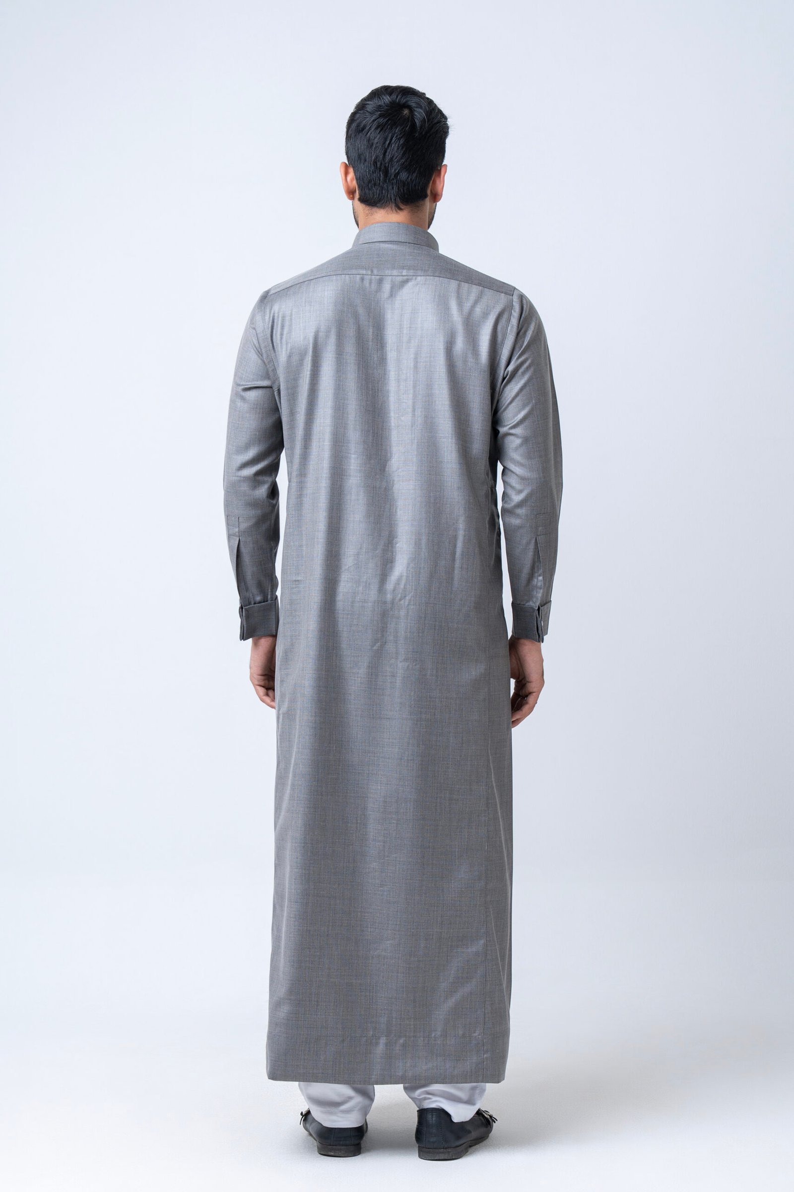 Premium Suiting Thobe / Jubba - Image 3